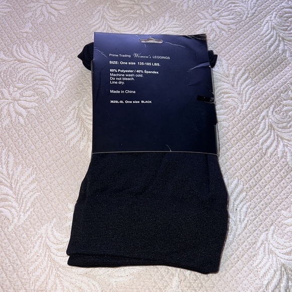 Women’s SEAMLESS LEGGINGS ONE SIZE FIT ALL - Picture 2 of 3